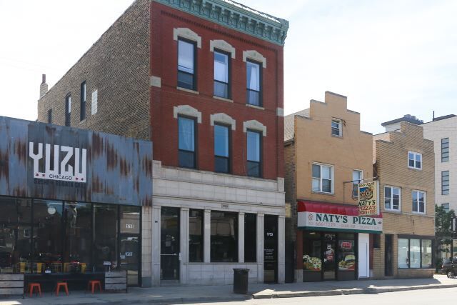 Primary Photo - 1753 W Chicago Ave