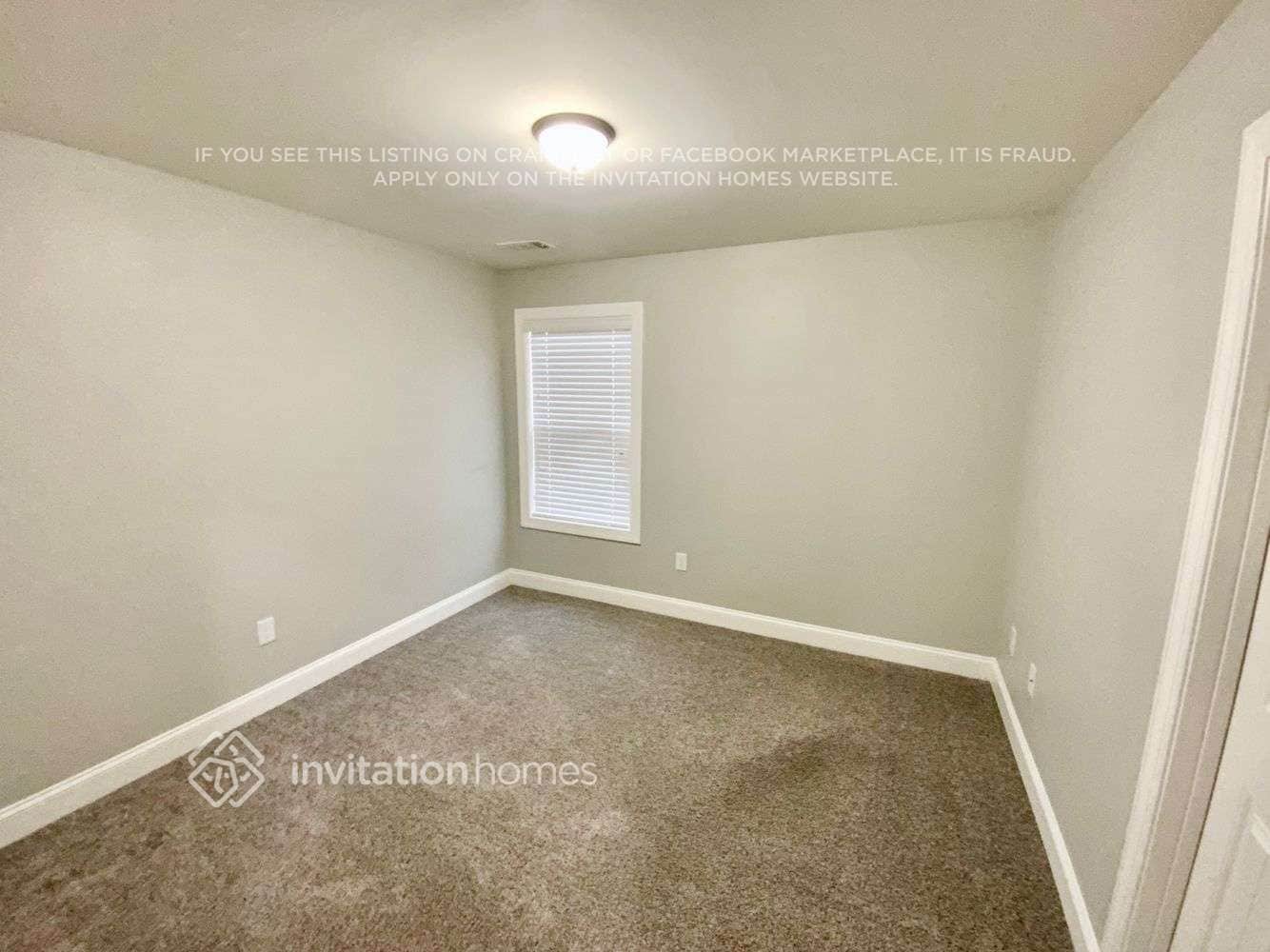 Building Photo - 415 Meadow Vista Ln