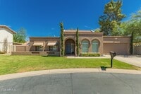 Building Photo - 11401 N 45th Pl