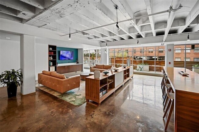 Building Photo - 878 Peachtree St NE