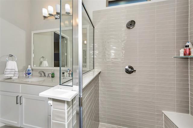 Building Photo - 467 Chambers Pl