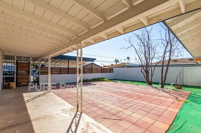 Building Photo - 3237 N 66th St