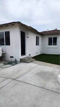 Building Photo - 10920 Lillian Ln