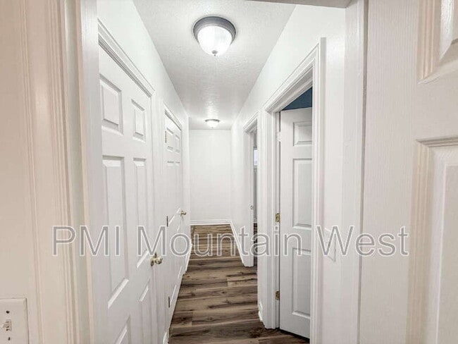 Building Photo - 373 E 150 N