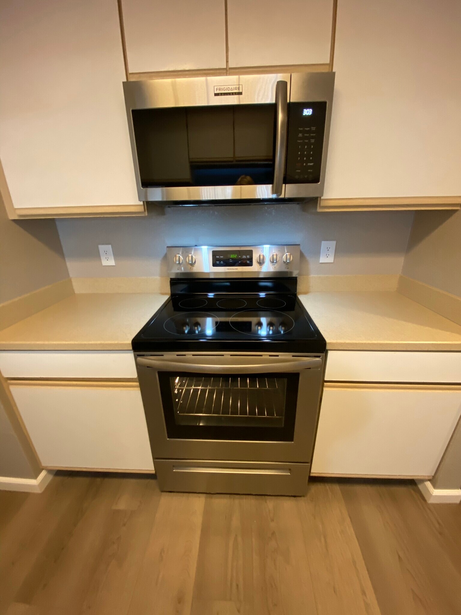View of new range/oven and microwave - 443 Willow Ave