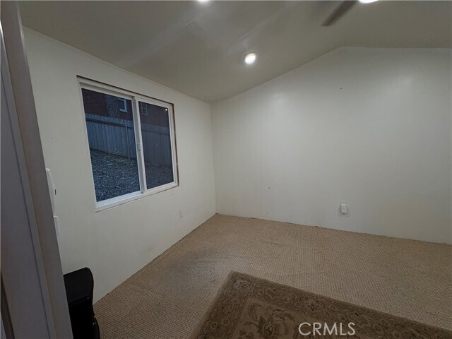 Building Photo - 743 Woodland Rd