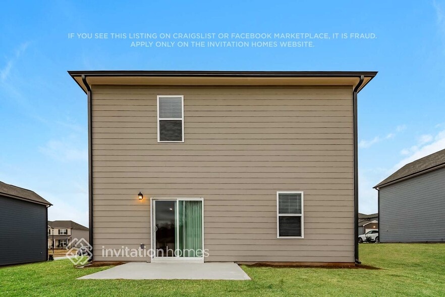 Building Photo - 617 Friesland Dr