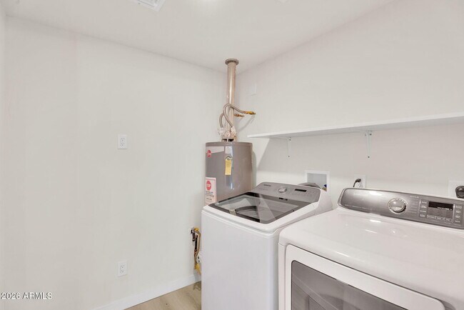 Building Photo - 3545 E Friess Dr