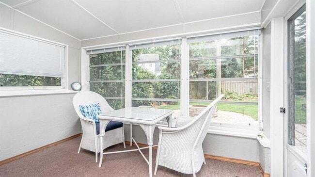 Building Photo - 1205 Miller Ave