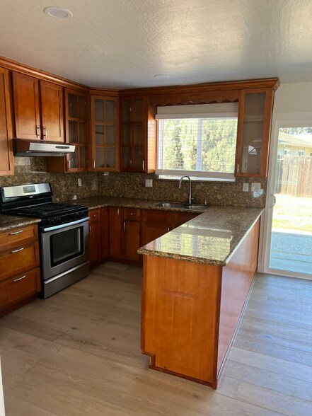 Building Photo - 4274 Galloway St