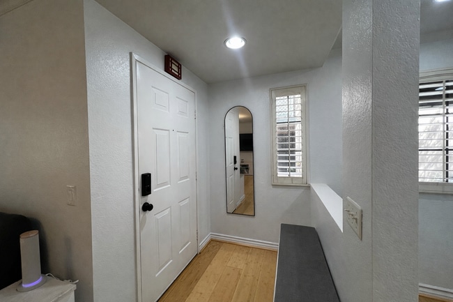 Building Photo - 3597 W Greentree Cir