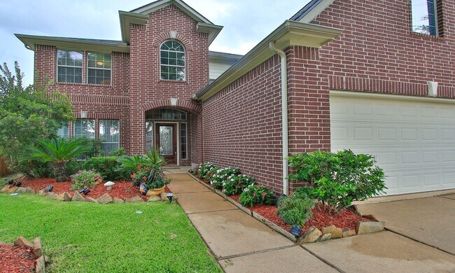 Building Photo - 16706 Mallory Bridge Dr
