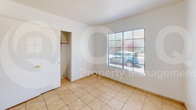 Building Photo - 8488 N Winchester Creek Dr