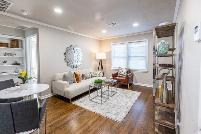 Interior Photo - Everly Apartments on Cherry Street