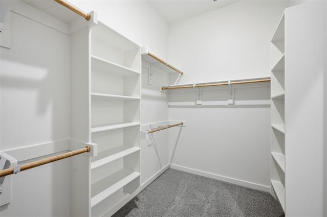 Building Photo - 4005 Sandstone Dr