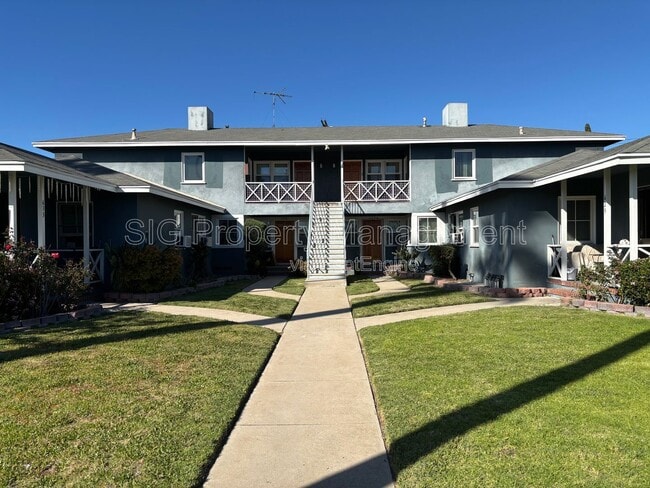 Building Photo - 629 W Glenoaks Blvd