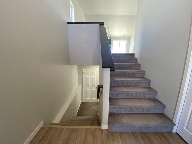 Building Photo - Beautiful 4 Bedroom Home by Brooks Harbor ...