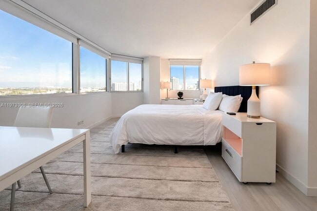 Building Photo - 3411 Indian Creek Dr