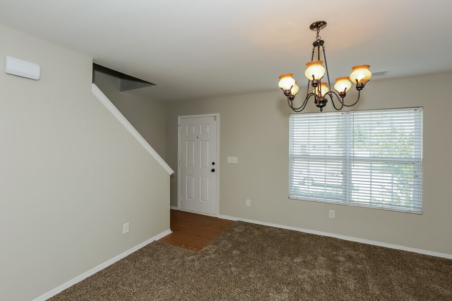 Building Photo - 1553 Cold Creek Pl