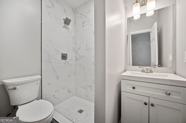 Building Photo - 1126 Briarcliff Pl NE