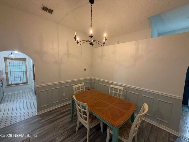 Building Photo - 11058 Miata Ct