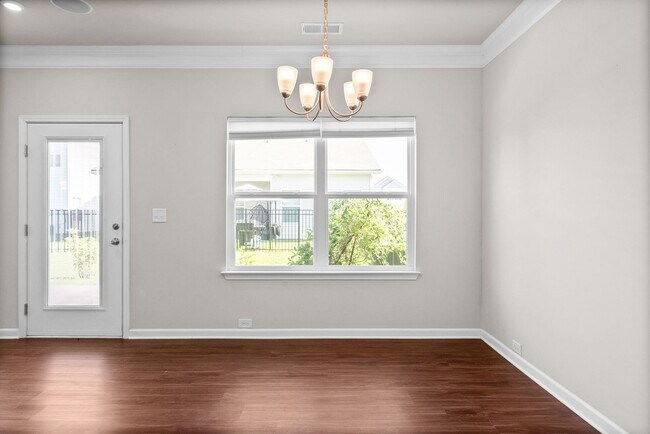Building Photo - 3722 Pelham Wood Dr