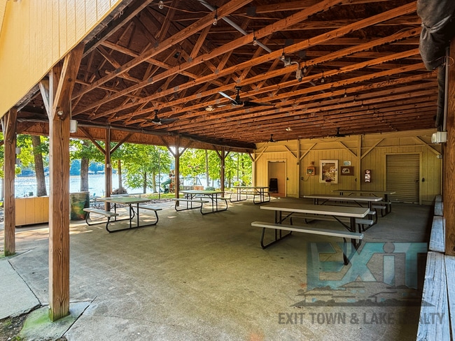 Building Photo - 139 Cook Out Terrace
