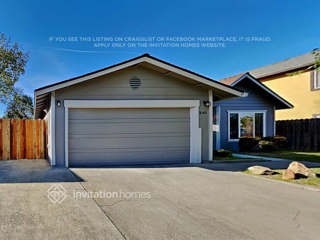 Building Photo - 8140 Villa Oak Dr