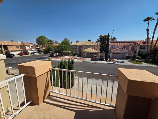 Building Photo - 8204 Tivoli Cove Dr