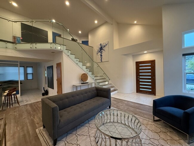 Building Photo - Gorgeous Orange Oasis Home-Available Now!