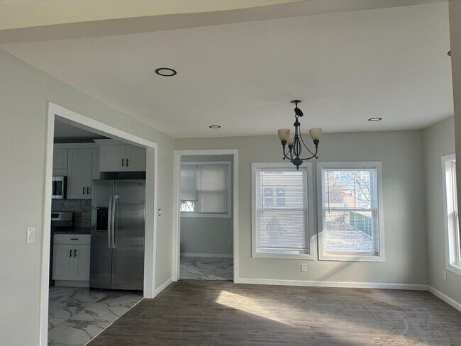 Living Room - 5 Ashford St