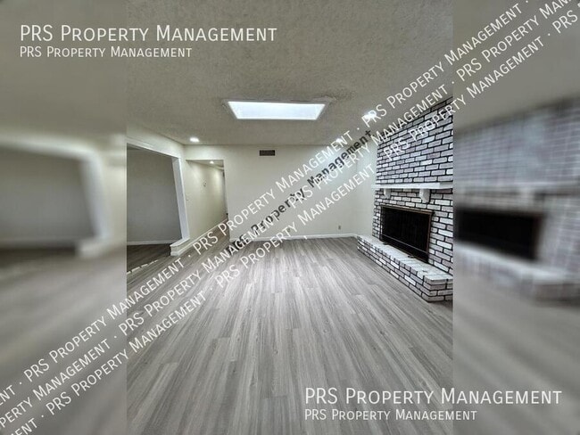 Building Photo - 711 N Oracle-