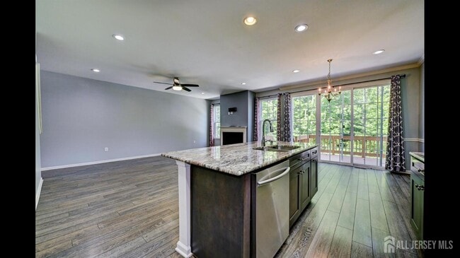 Building Photo - 202 Downey Ln