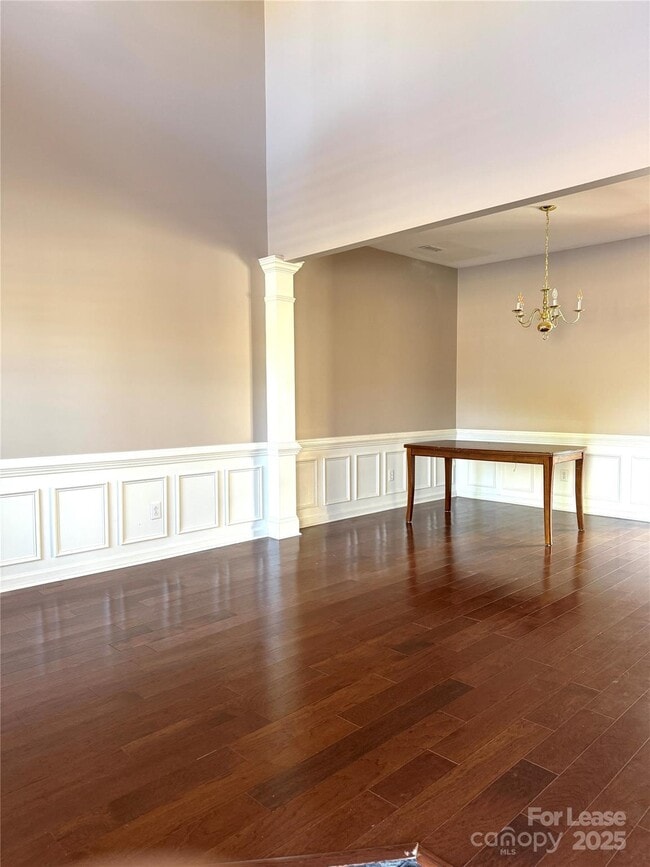 Building Photo - 8005 Flanders St