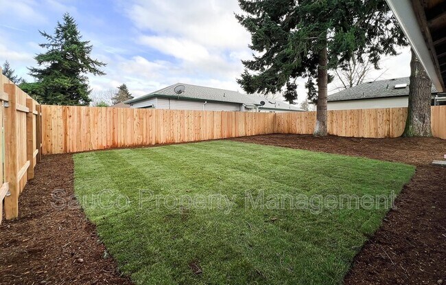 Building Photo - 202 NE 92nd Pl