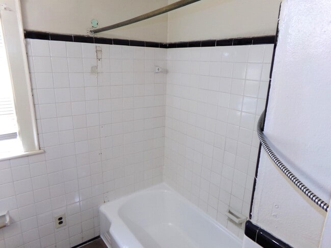 Building Photo - 4225 Hacienda St