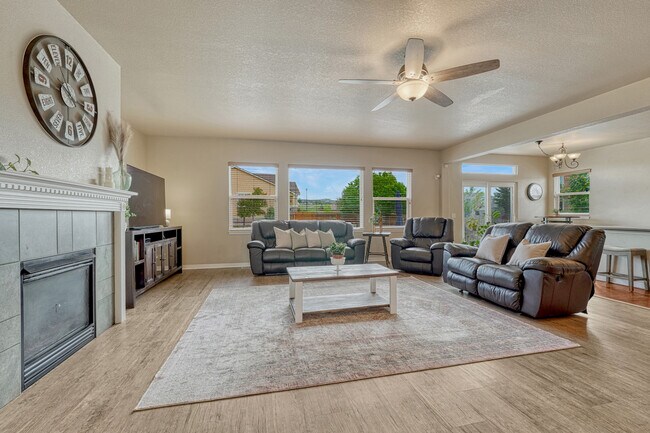 Building Photo - 14707 Allegiance Dr