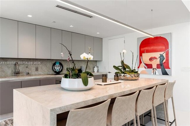 Building Photo - 1040 Biscayne Blvd