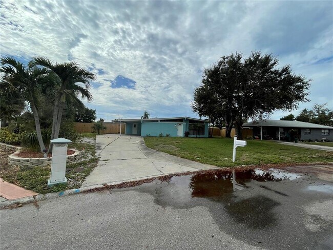 Building Photo - 2001 Princeton Ave