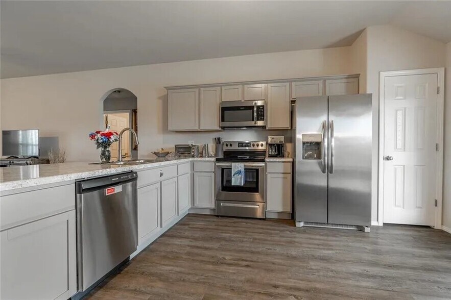 Building Photo - 636 Woodcreek Lp