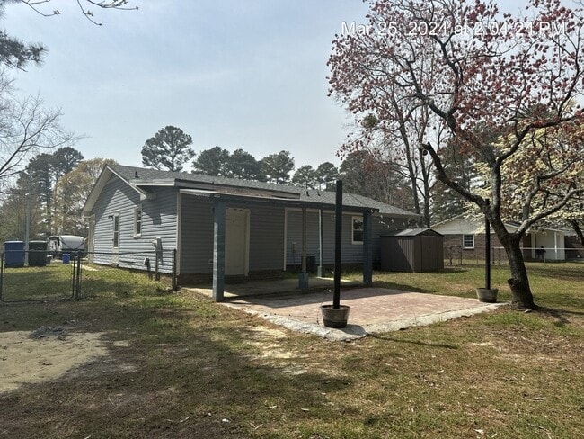 Building Photo - 3516 Torbay Dr