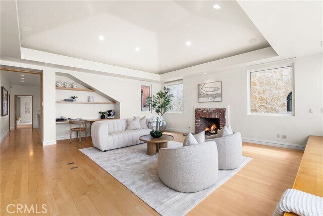 Building Photo - 1554 E Oceanfront