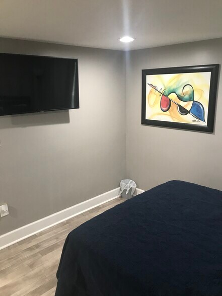 Bedroom 1 - 810 Fox St NW