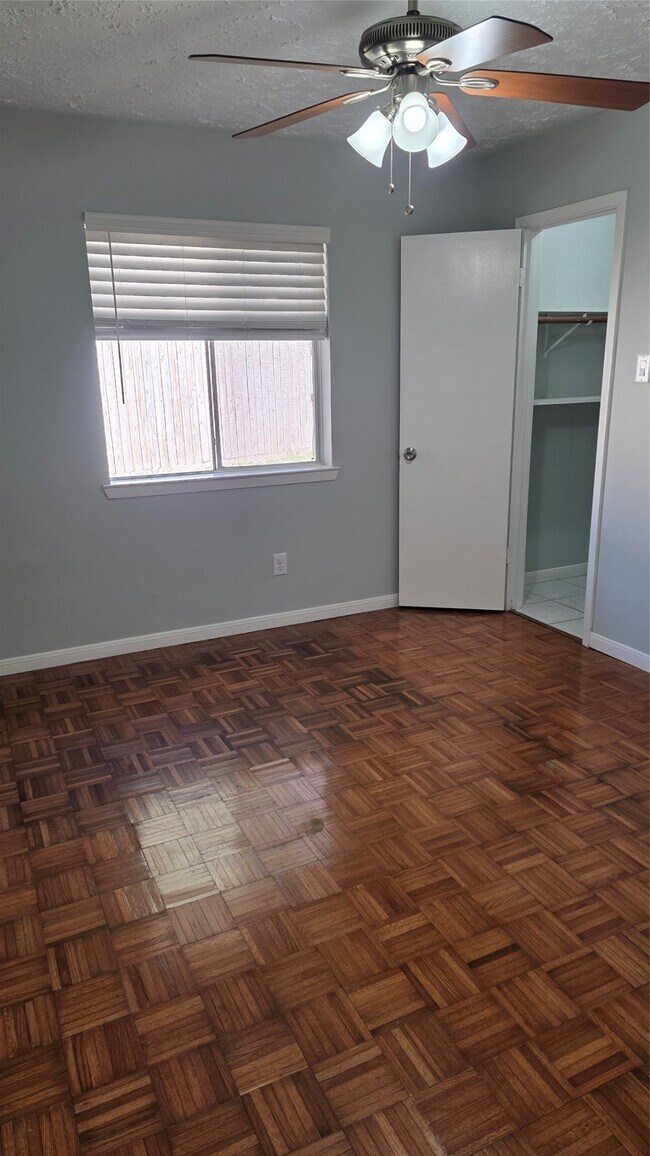 Building Photo - 3607 Timber Rock Ct