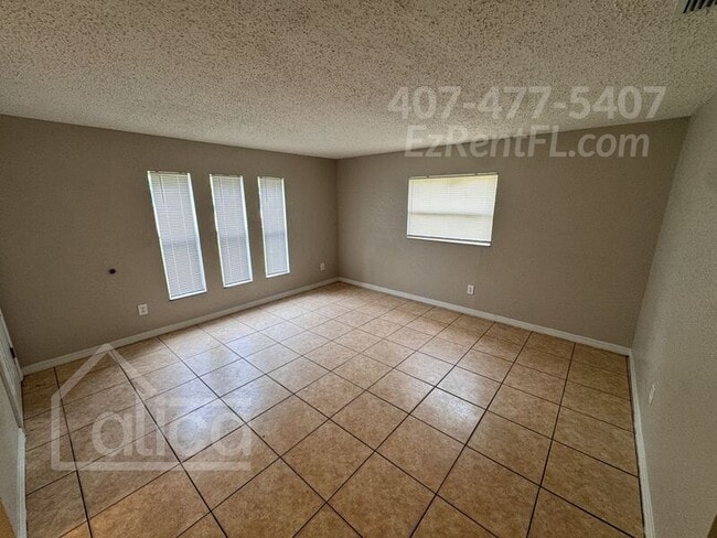 Building Photo - 802 Orange Ave