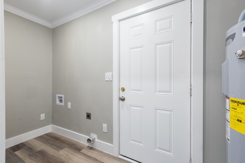 Building Photo - 121 W Kerr Ave