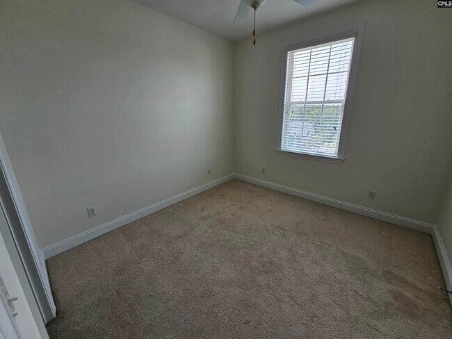 Building Photo - 112 Sandlapper Way