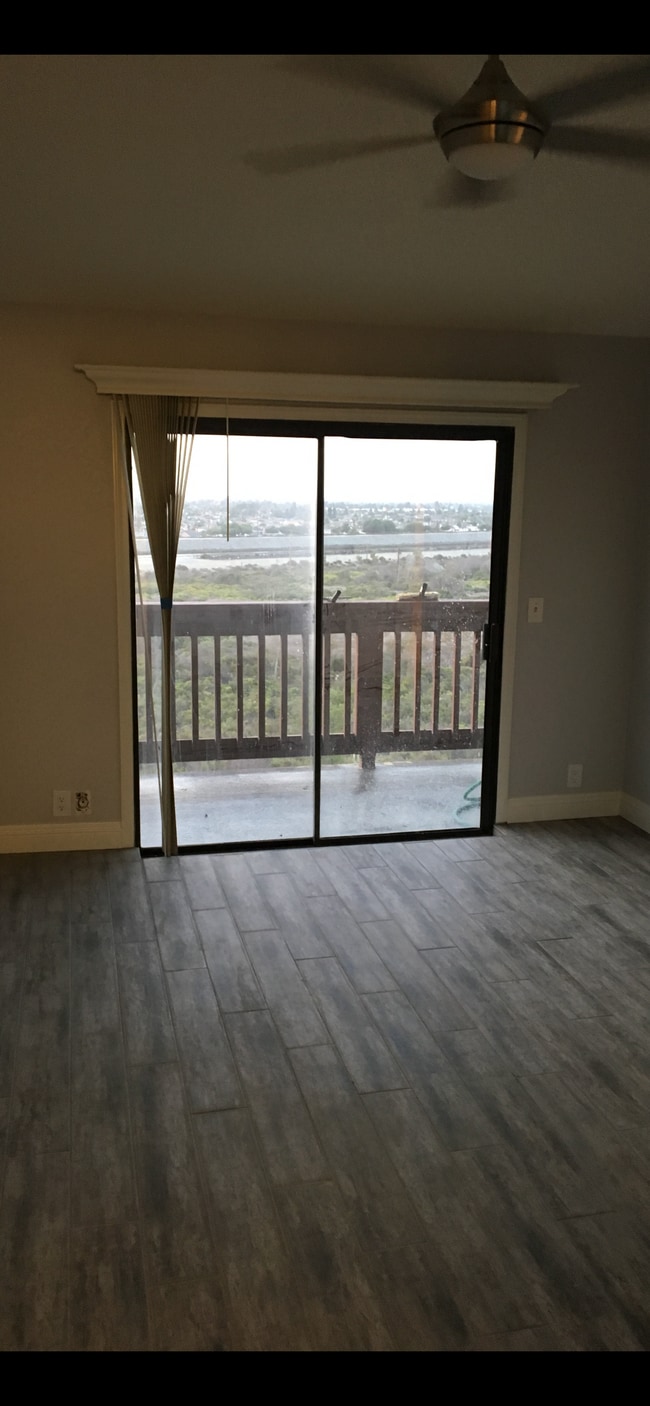 Primary Bedroom, Slider to Balcony - 2205 Pacific Ave