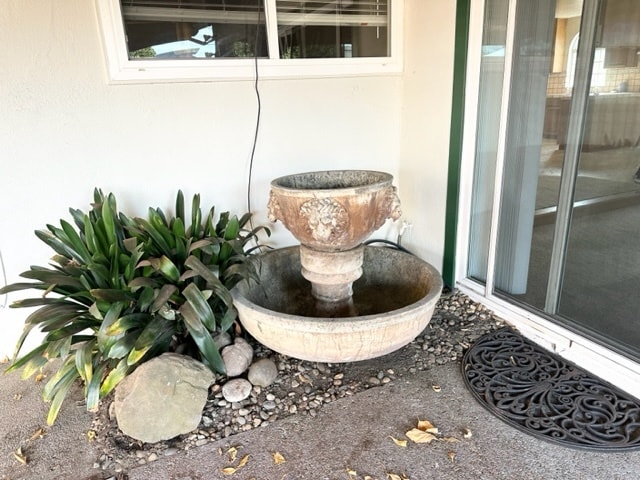 Building Photo - 1743 Via Ventana