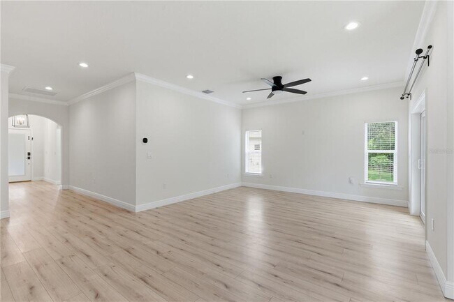Building Photo - 3944 Watson Dr